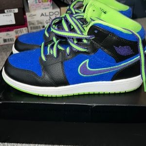 Nike Air Jordan 1 Mid - black / purple / blue / green - Size 6Y (rarely worn)